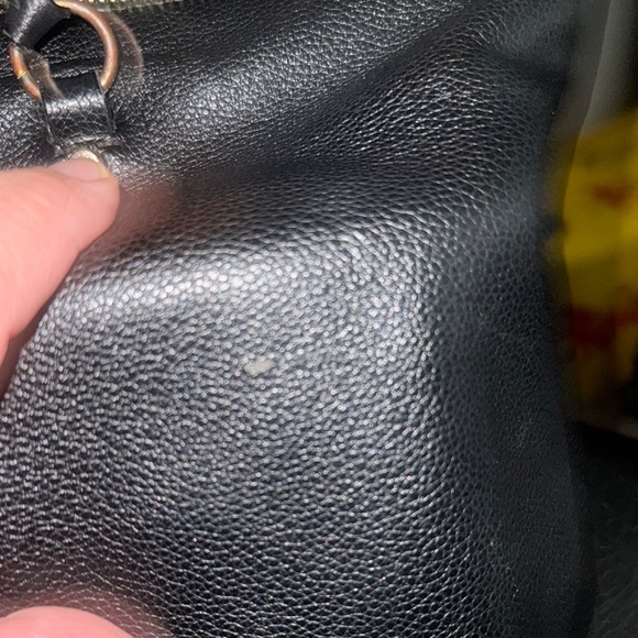 Victoria’s Secret Black & Gold Leather Shoulder  Bag with Gold Chain - Picture 9 of 14